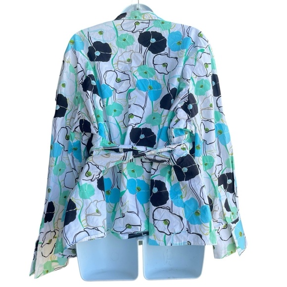 Lane Bryant Floral Wrap Top Women's Plus Size 26/28 Button-Up Shirt Multicolor - Picture 2 of 4